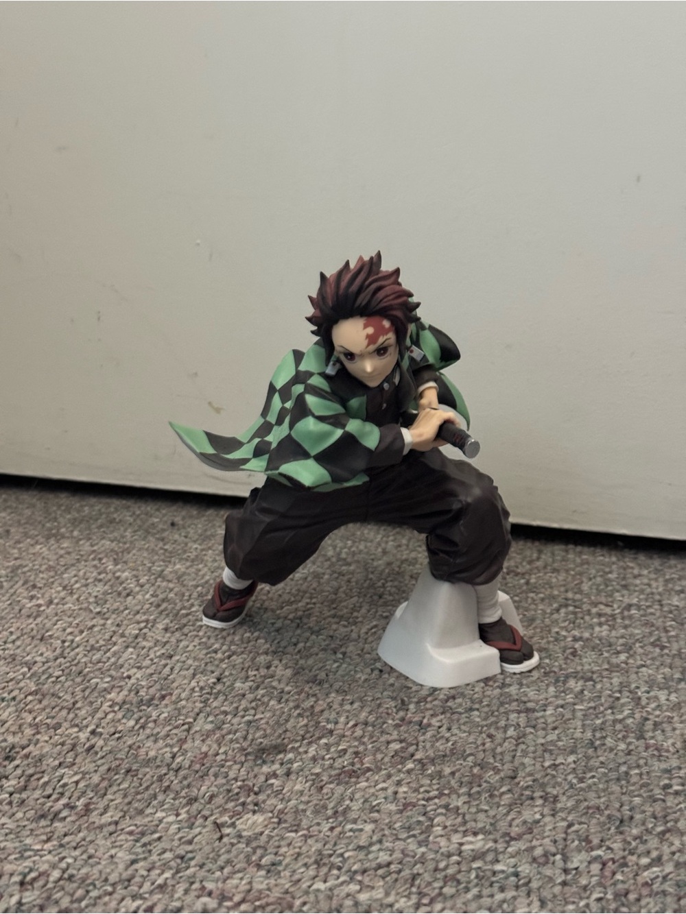 Green Checkered Cloak Samurai Action Figure - Demon Slayer